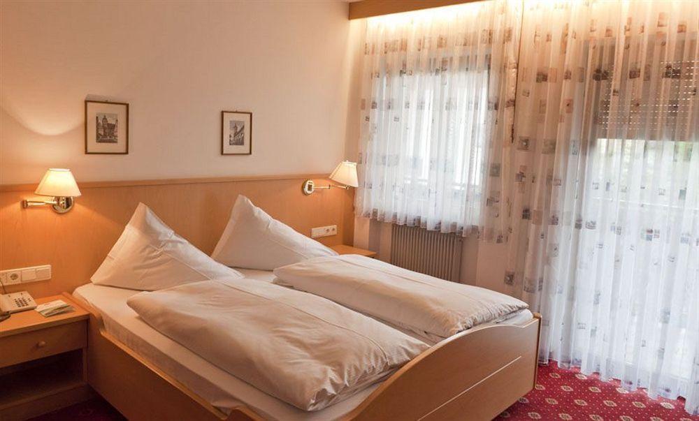Hotel Alexandres อัปเปียโน ซุลลา สตราดา เดล วีโน ภายนอก รูปภาพ