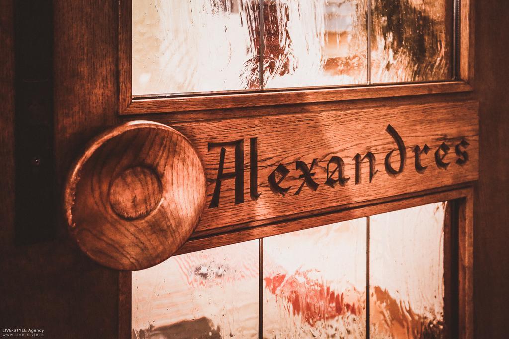 Hotel Alexandres อัปเปียโน ซุลลา สตราดา เดล วีโน ภายนอก รูปภาพ