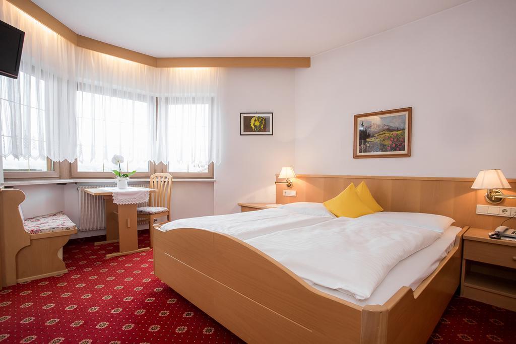 Hotel Alexandres อัปเปียโน ซุลลา สตราดา เดล วีโน ภายนอก รูปภาพ