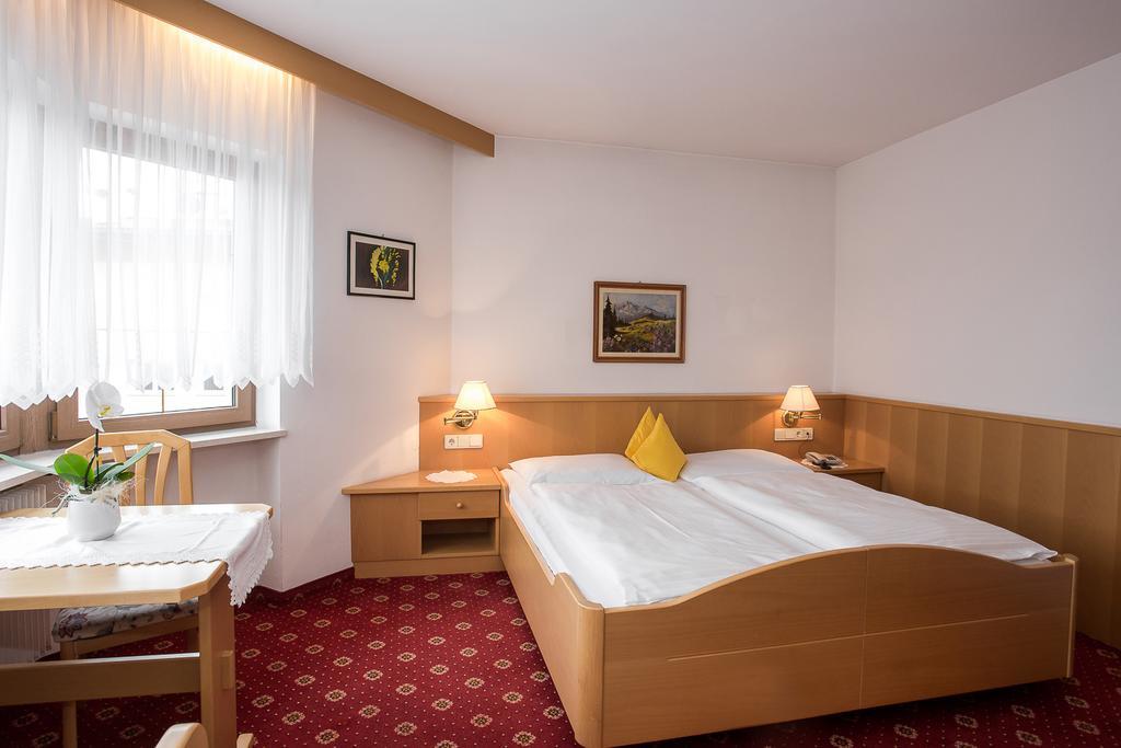 Hotel Alexandres อัปเปียโน ซุลลา สตราดา เดล วีโน ภายนอก รูปภาพ