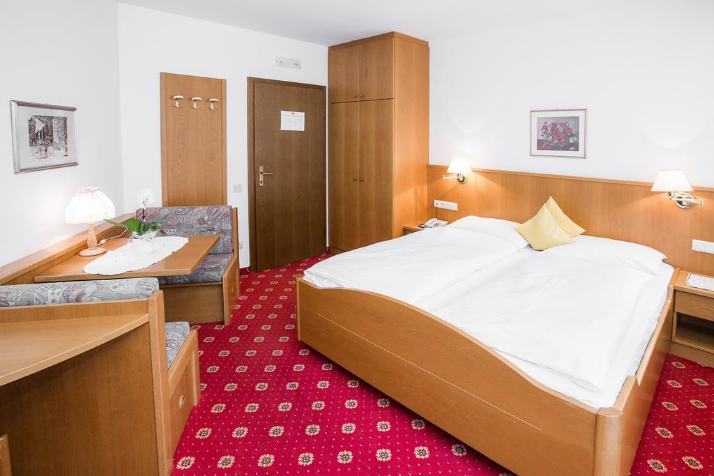 Hotel Alexandres อัปเปียโน ซุลลา สตราดา เดล วีโน ภายนอก รูปภาพ