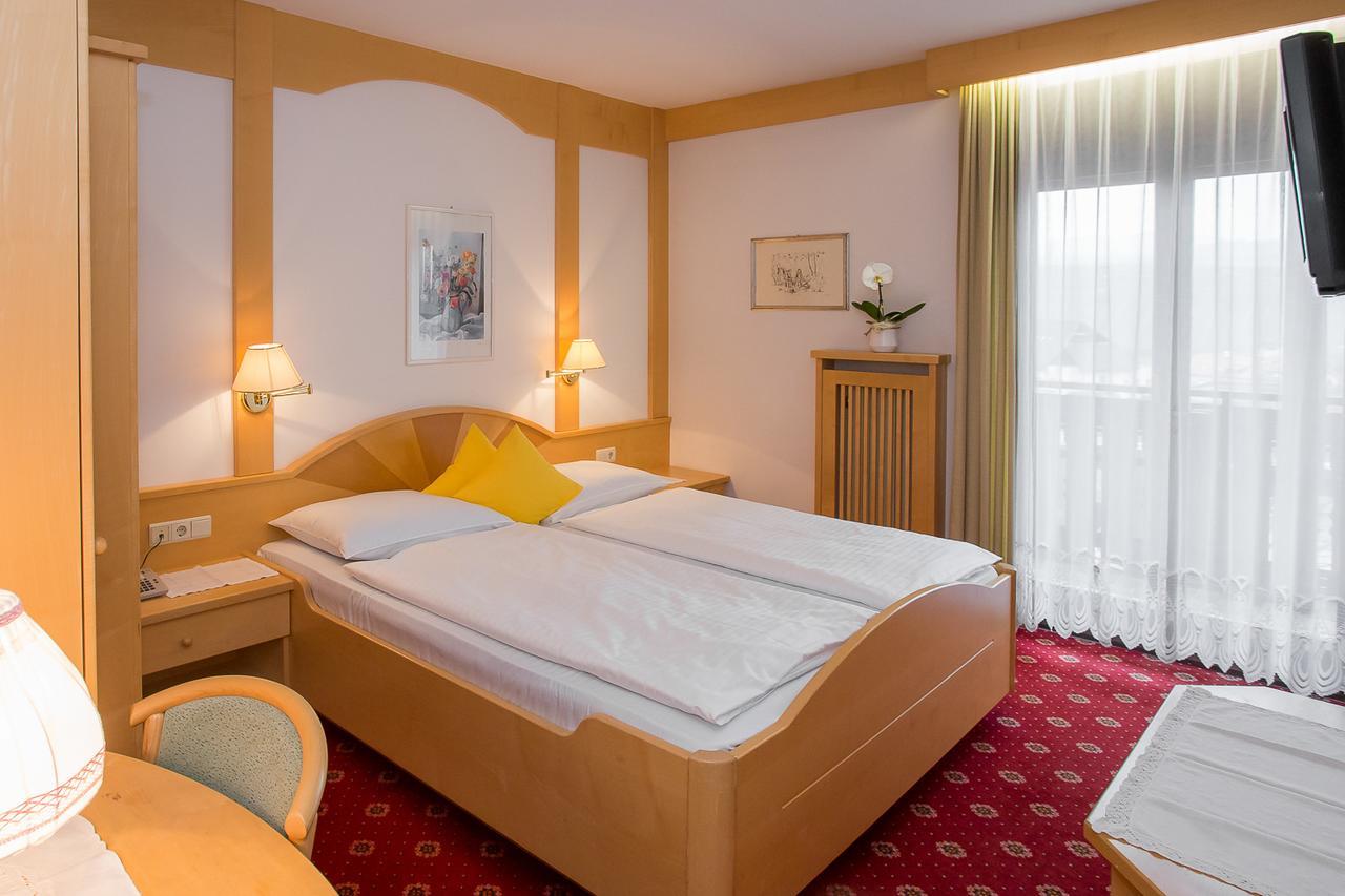 Hotel Alexandres อัปเปียโน ซุลลา สตราดา เดล วีโน ภายนอก รูปภาพ